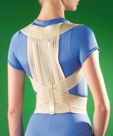 Orthopopedic Bandage fir Osteochondros vun der thoracescher Regioun
