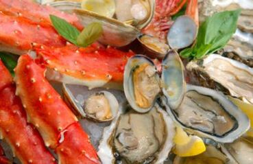 Seafood ass an der Diät fir Gebärmutterhals Osteochonds abegraff